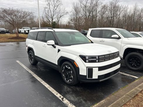 Used 2025 Hyundai Santa Fe SEL image 1