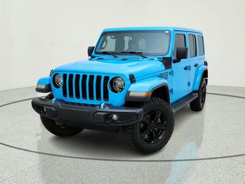 Used 2021 Jeep Wrangler Unlimited Sahara AWD/4WD image 2