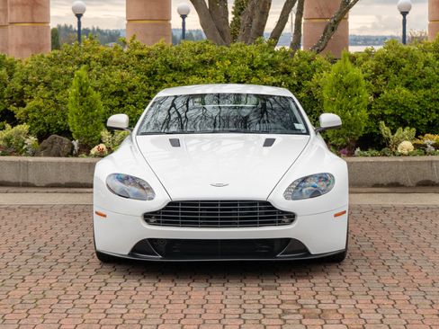 Used 2015 Aston Martin V8 Vantage GT image 7