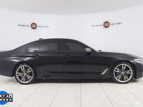 Used 2020 BMW M550i xDrive M550i xDrive w/ Premium Package image 2