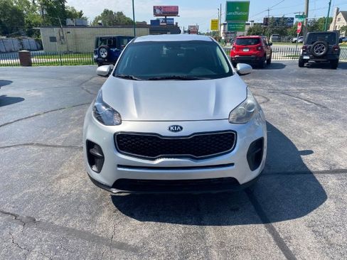 Used 2019 Kia Sportage LX image 4