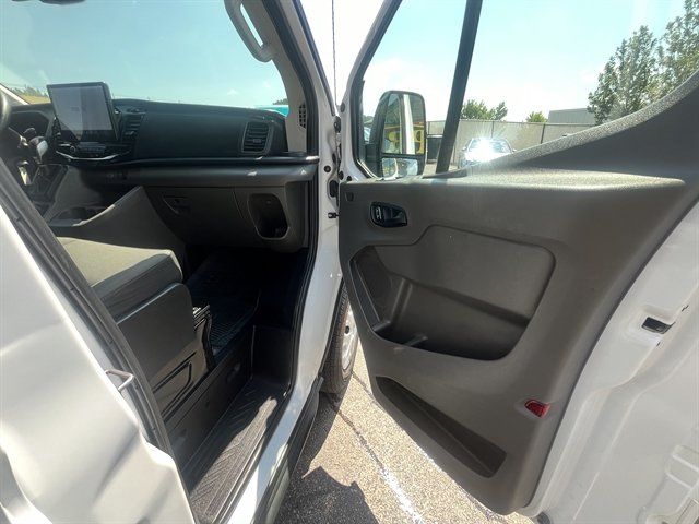 Used 2024 Ford Transit 350 XLT RWD image 34