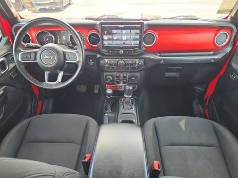 Used 2018 Jeep Wrangler Unlimited Rubicon AWD/4WD image 9