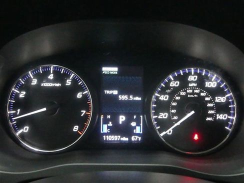 Used 2020 Mitsubishi Outlander SE image 33