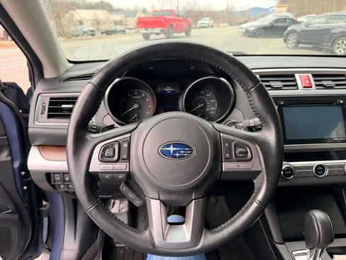 Used 2015 Subaru Outback 2.5i Limited image 11