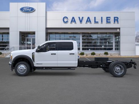 New 2025 Ford F550 4x4 Crew Cab Super Duty image 3