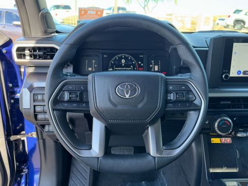 Certified 2025 Toyota Tacoma SR5 image 21