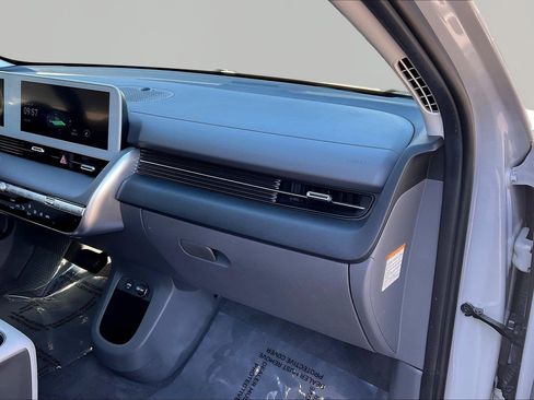 Used 2022 Hyundai Ioniq 5 SE image 26