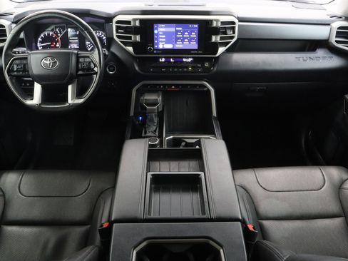 Used 2022 Toyota Tundra SR5 w/ SR5 Premium Package RWD image 29