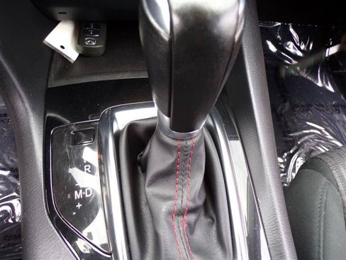 Used 2014 MAZDA MAZDA3 i Touring w/ Technology Package FWD image 33