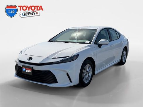 Certified 2026 Toyota Camry LE AWD/4WD image 1