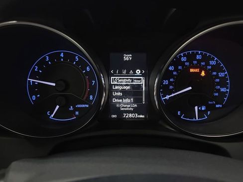 Used 2017 Toyota Corolla iM image 19