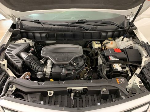 Used 2017 Cadillac XT5 Luxury w/ Advanced Security Package image 39