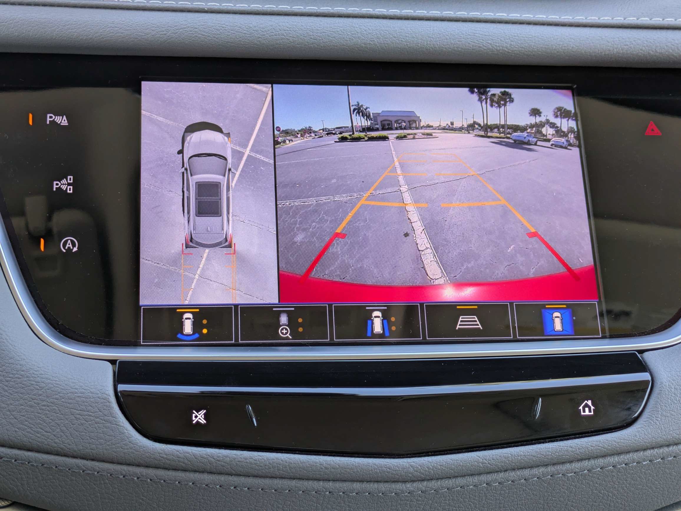 Used 2024 Cadillac XT5 Premium Luxury w/ Technology Package FWD image 29