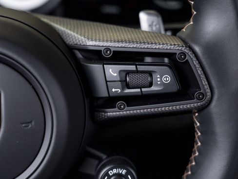 Used 2024 Porsche 911 Dakar image 66