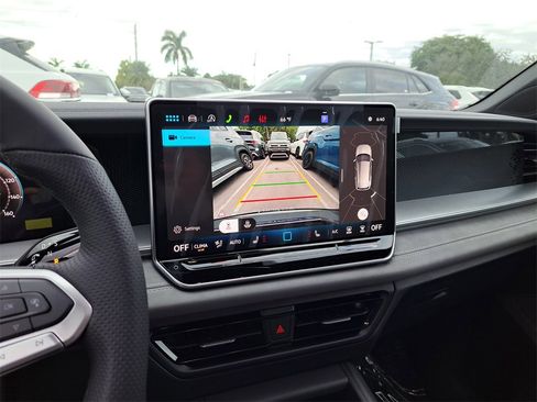 New 2026 Volkswagen Tiguan SE R-Line image 10