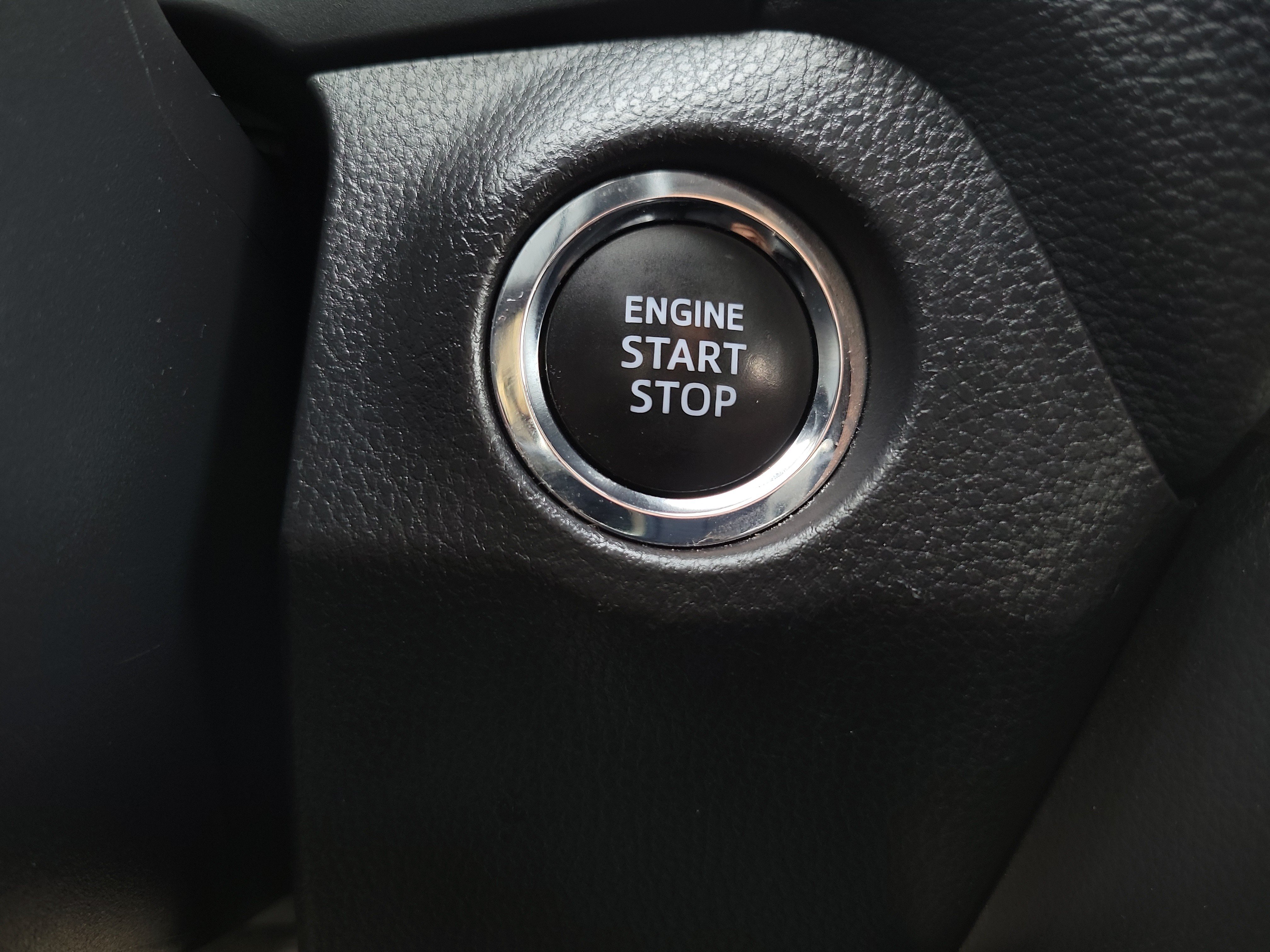 Certified 2025 Toyota RAV4 XLE AWD/4WD image 29