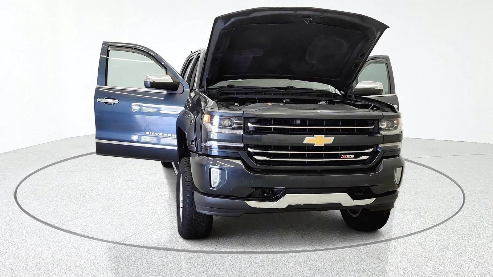 Used 2017 Chevrolet Silverado 1500 LTZ Z71 AWD/4WD image 12