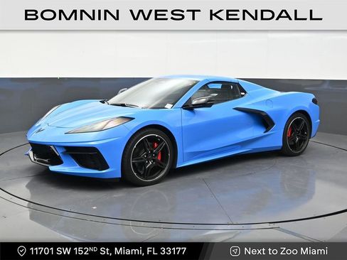 Used 2025 Chevrolet Corvette Stingray Preferred Conv w/ 2LT RWD image 1