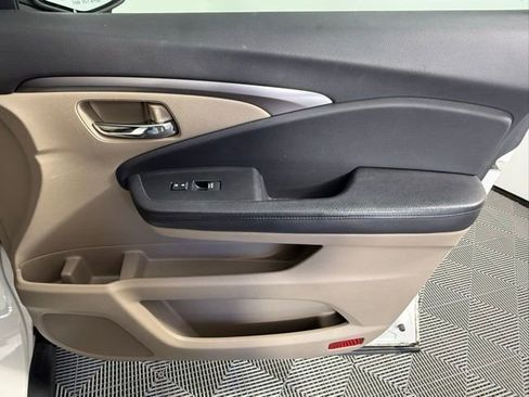 Used 2016 Honda Pilot EX-L image 43