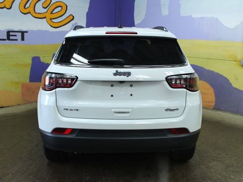 Used 2024 Jeep Compass Latitude w/ Convenience Group image 7