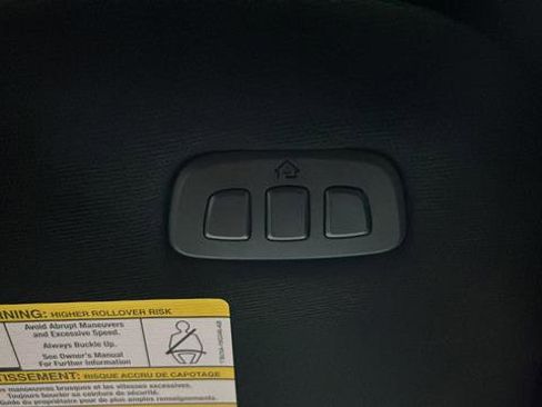 Used 2025 Ford Expedition Tremor AWD/4WD image 37