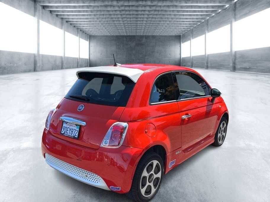 Used 2018 FIAT 500 e FWD image 3