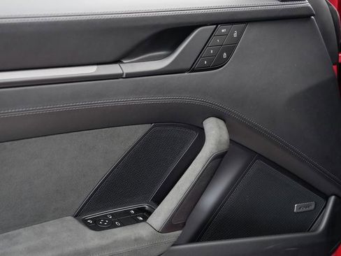 Used 2024 Porsche 911 Carrera GTS image 8