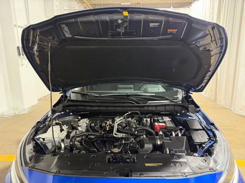Used 2025 Nissan Altima 2.5 SV FWD image 27