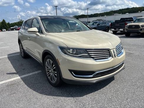 Used 2016 Lincoln MKX Reserve w/ Climate Package AWD/4WD image 3