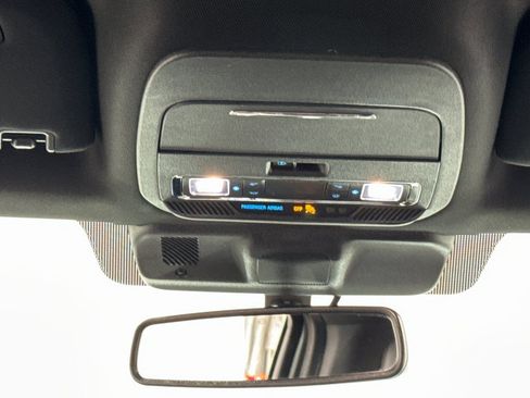 Used 2022 Ford F150 Lariat image 34