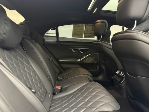 Used 2023 Mercedes-Benz S 580 4MATIC Sedan w/ AMG Line image 23