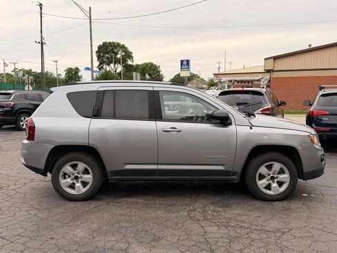 Used 2016 Jeep Compass Sport w/ Power Value Group FWD image 18
