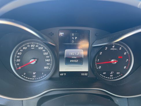 Used 2017 Mercedes-Benz GLC 300 4MATIC image 21