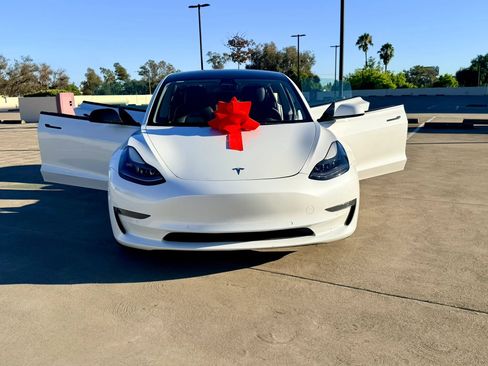 Used 2021 Tesla Model 3 Performance AWD/4WD image 55