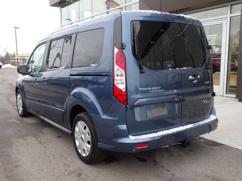 Used 2019 Ford Transit Connect XLT image 3