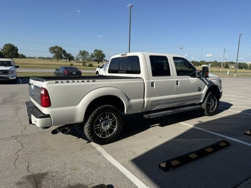 Used 2014 Ford F250 Platinum w/ FX4 Off-Road Package AWD/4WD image 2