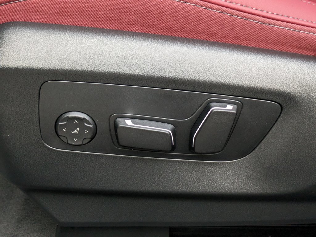 New 2026 BMW 530i w/ Premium Package RWD image 13