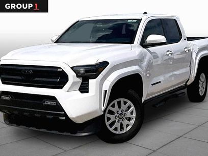 Used 2025 Toyota Tacoma SR5