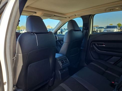 Used 2024 MAZDA CX-50 AWD 2.5 S w/ Premium Package image 17