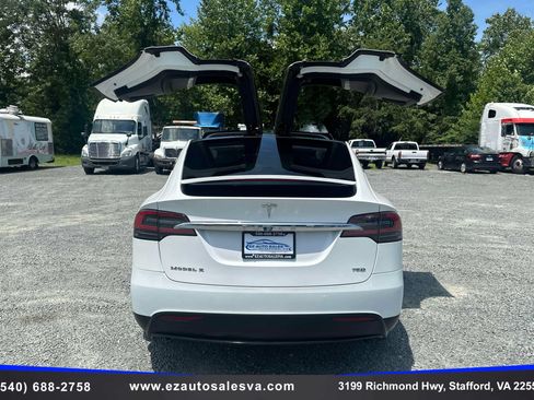 Used 2018 Tesla Model X 75D AWD/4WD image 15
