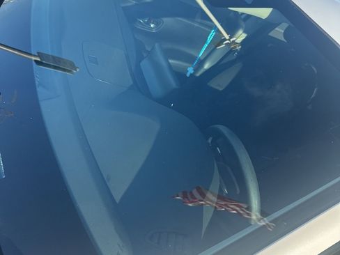 Used 2024 Honda HR-V LX image 12