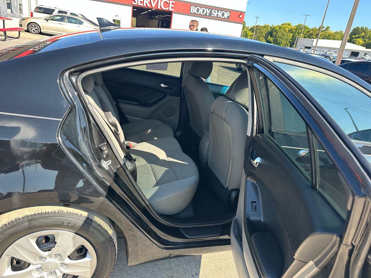 Used 2016 Kia Forte LX FWD image 12