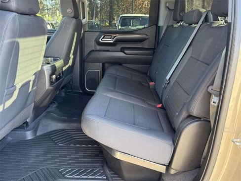 Used 2023 Chevrolet Silverado 1500 LT Trail Boss image 17