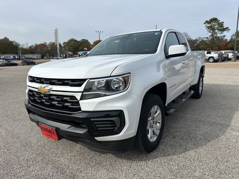 Used 2021 Chevrolet Colorado LT w/ Fleet Safety Package image 3