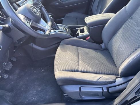 Used 2018 Nissan Rogue Sport S image 15