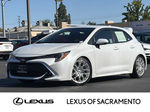 Used 2021 Toyota Corolla XSE FWD image 1