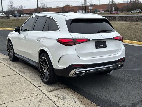 Used 2024 Mercedes-Benz GLC 300 4MATIC image 16
