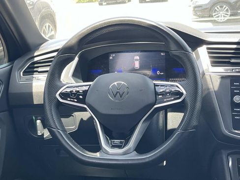 Certified 2023 Volkswagen Tiguan SE R-Line FWD image 8