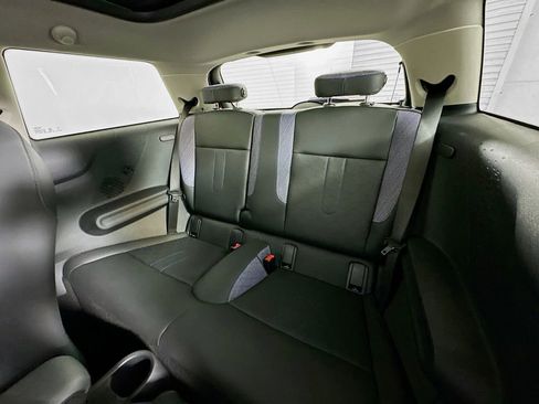 Certified 2025 MINI Cooper S image 17